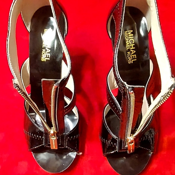 Mk ladies dress sandals 👞 - Picture 4 of 7